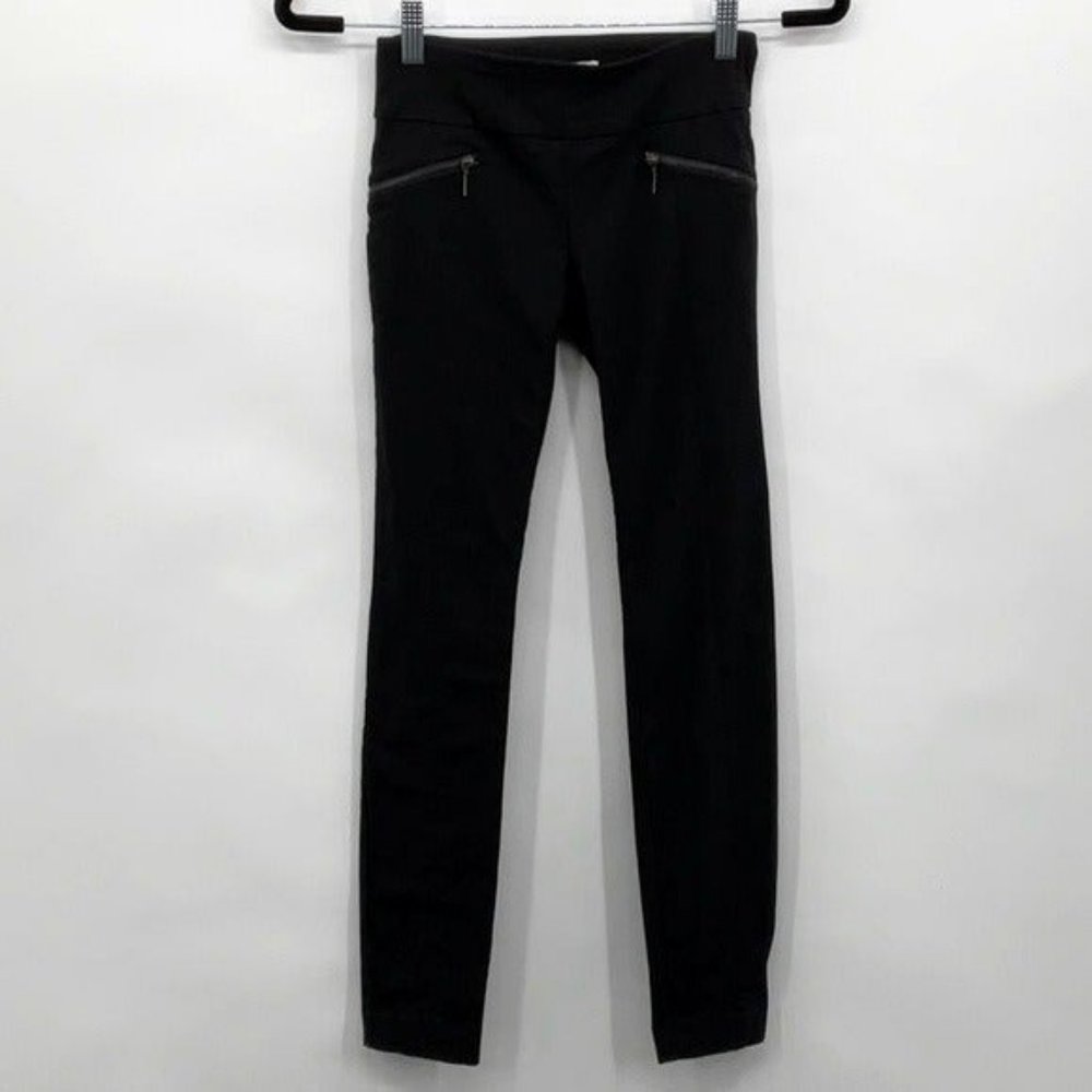 Bar III Black Skinny Pull On Pants w/zippered front pockets Size XXS